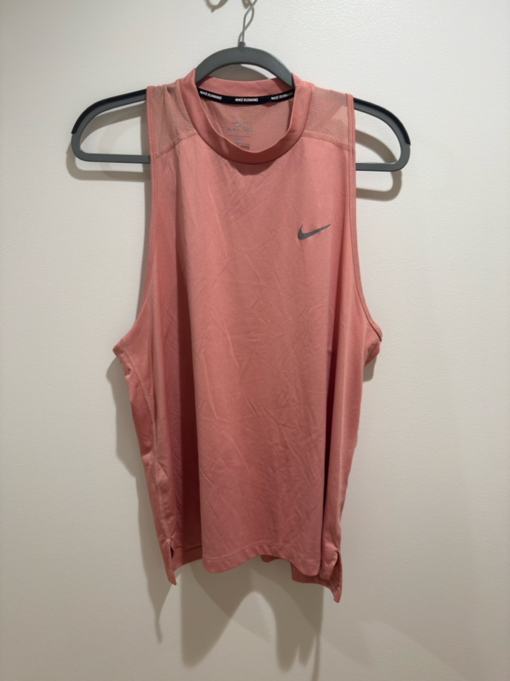 Nike Women’s Coral Rose Sleeveless Training Tank